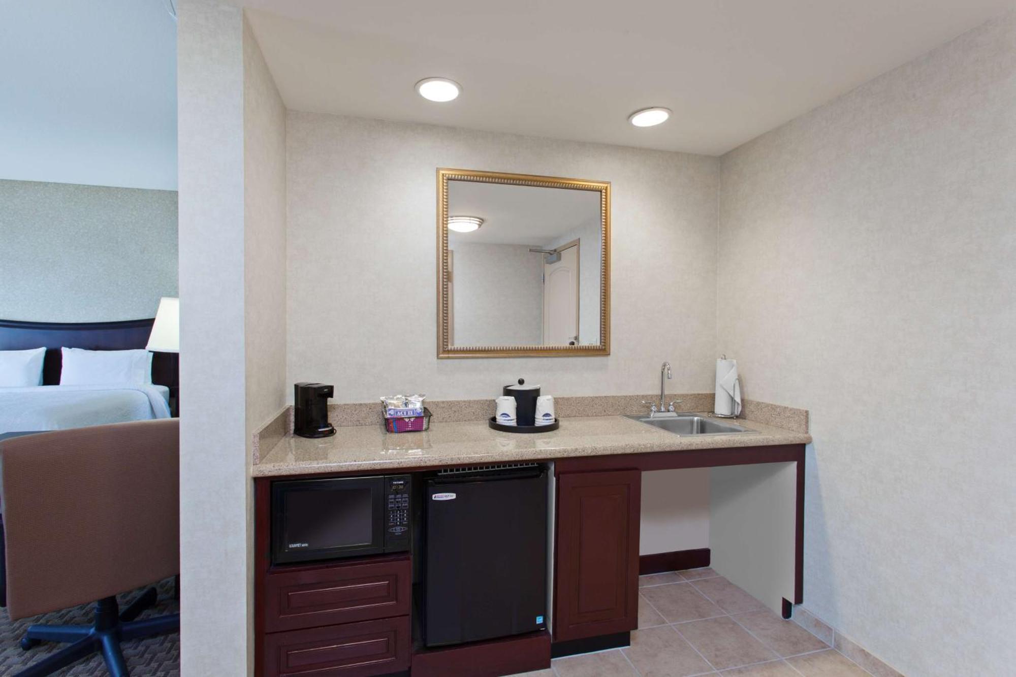 Hampton Inn & Suites Oakland Airport-Alameda Dış mekan fotoğraf